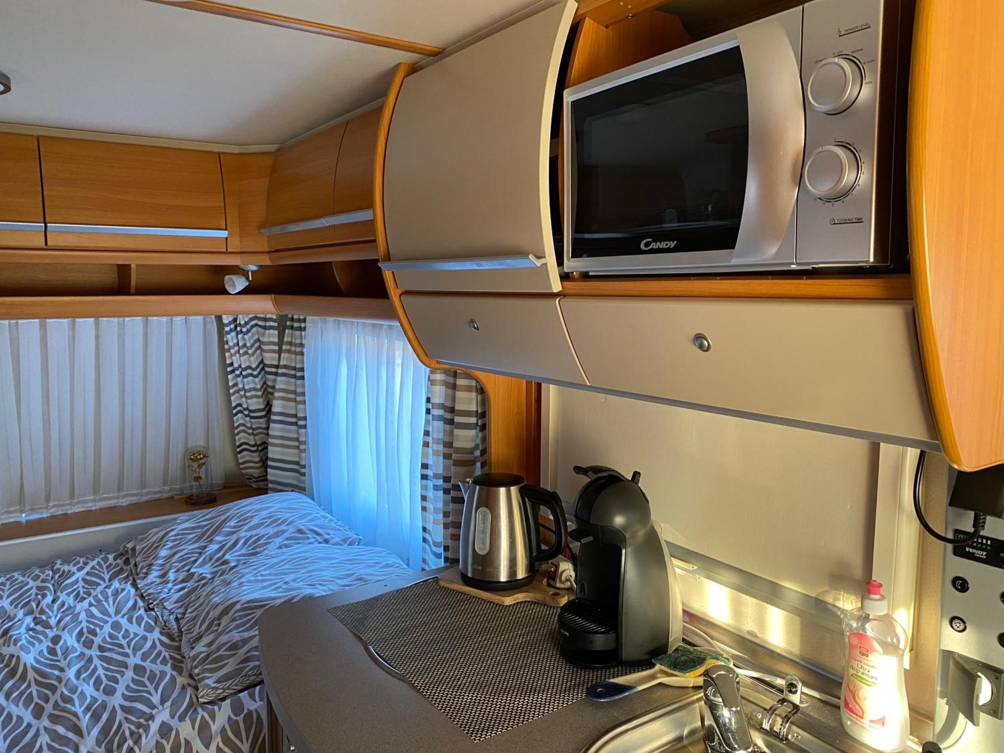 Camping La Croisee, Caravane Avec Toilette Et Lavabo - Particulier *